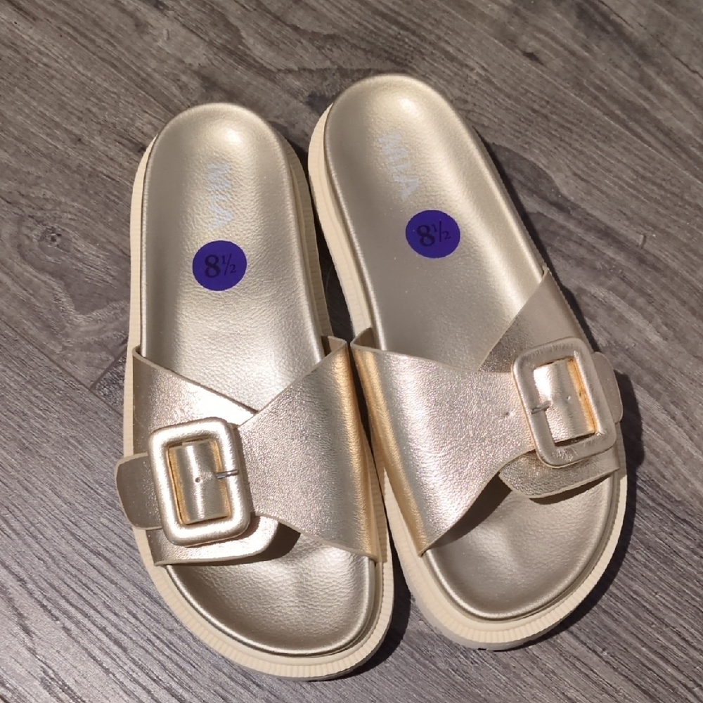 MIA Gya platform slide sandal in gold metallic with a single-buckle strap